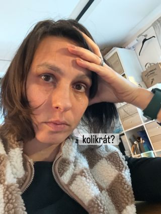 teď už jsem relativně v pohodě, ale včera, jak už mnohokrát.. nic moc - ty pocity, že už končím, nezvládám se zkrátka...